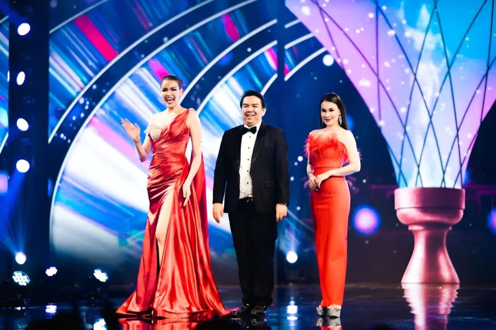 Me Care ร่วมยินดี โซฟี-สิริยากรณ์ คว้ามงกุฎ Miss Grand Pathum Thani 2023 พร้อมรางวัล Miss Me Care Glow Your Own Way 2 Me Care ร่วมยินดี โซฟี-สิริยากรณ์ คว้ามงกุฎ Miss Grand Pathum Thani 2023 พร้อมรางวัล Miss Me Care Glow Your Own Way